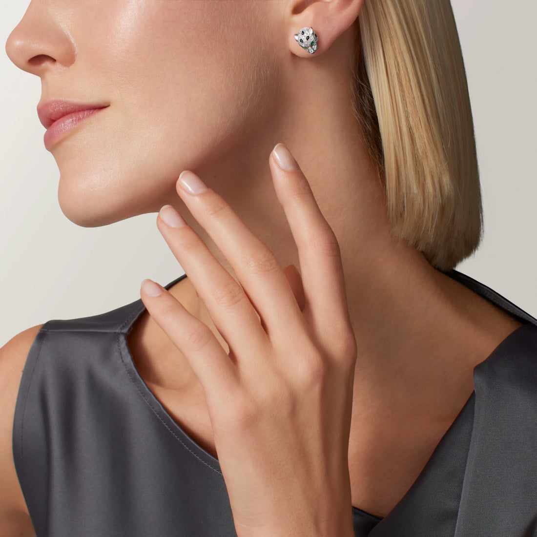 BOUCLES D’OREILLES CARTIER PANTHÈRE PAVÉ N