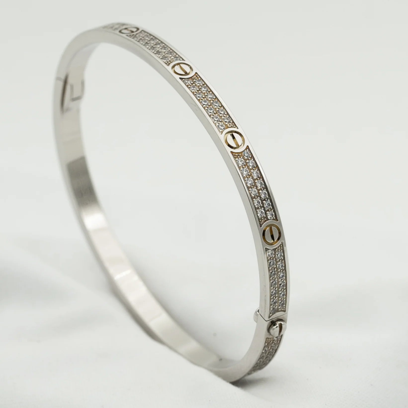 Bracelet Cartier Love Serti P01-AS
