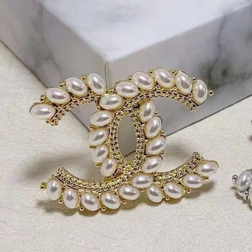 Broche CH ANEL CH40A