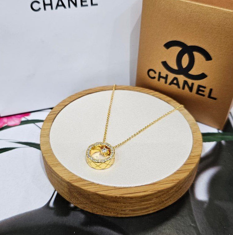 COLLIER CHANEL 01