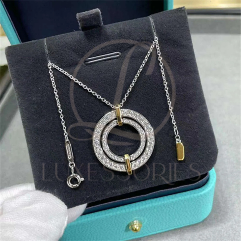 Collier Tiffany & Co Sixteen Stone