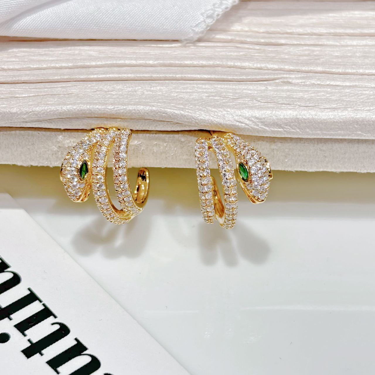 BOUCLES D’OREILLES Bvlgari B
