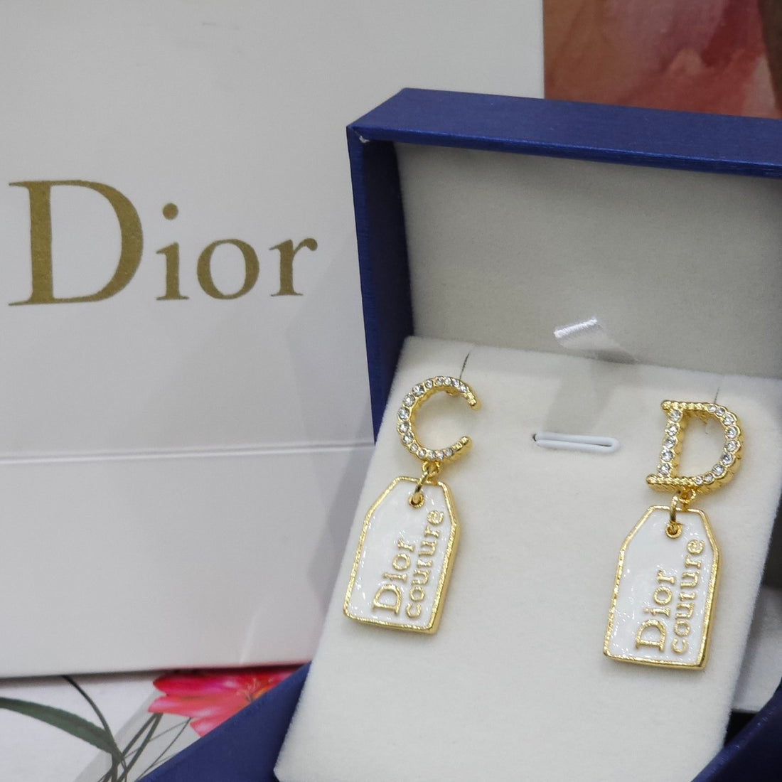 BOUCLES D’OREILLES DIOR Ct