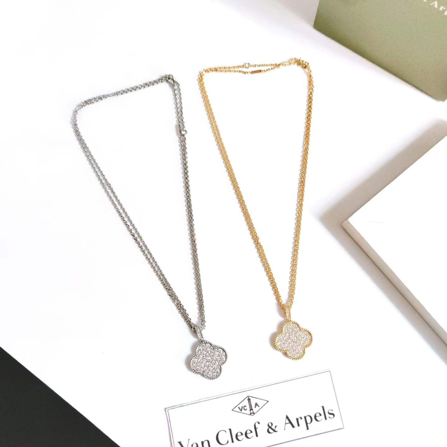 SAUTOIR VAN CLEEF & ARPELS VCF