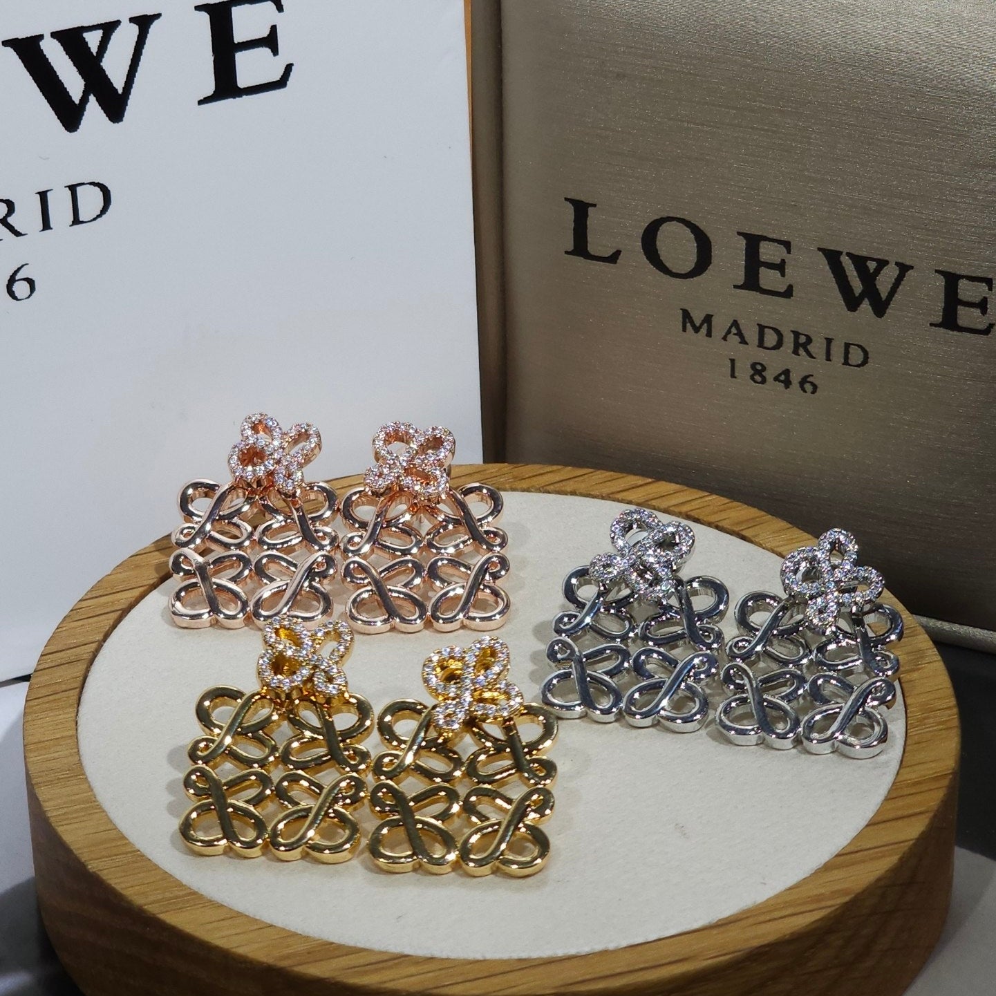 BOUCLES D’OREILLES LOEWE S1