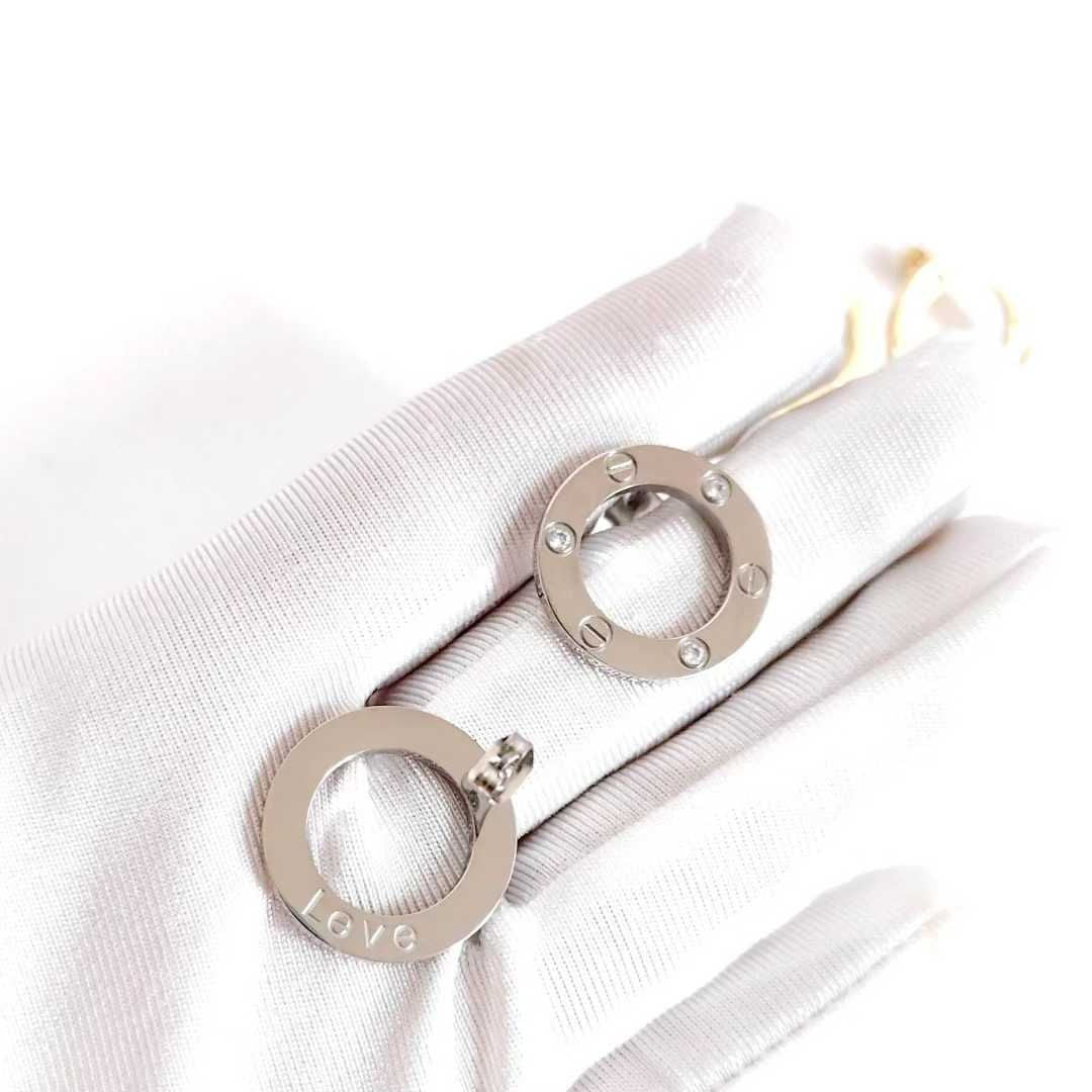 BOUCLES D’OREILLES CARTIER LOVE