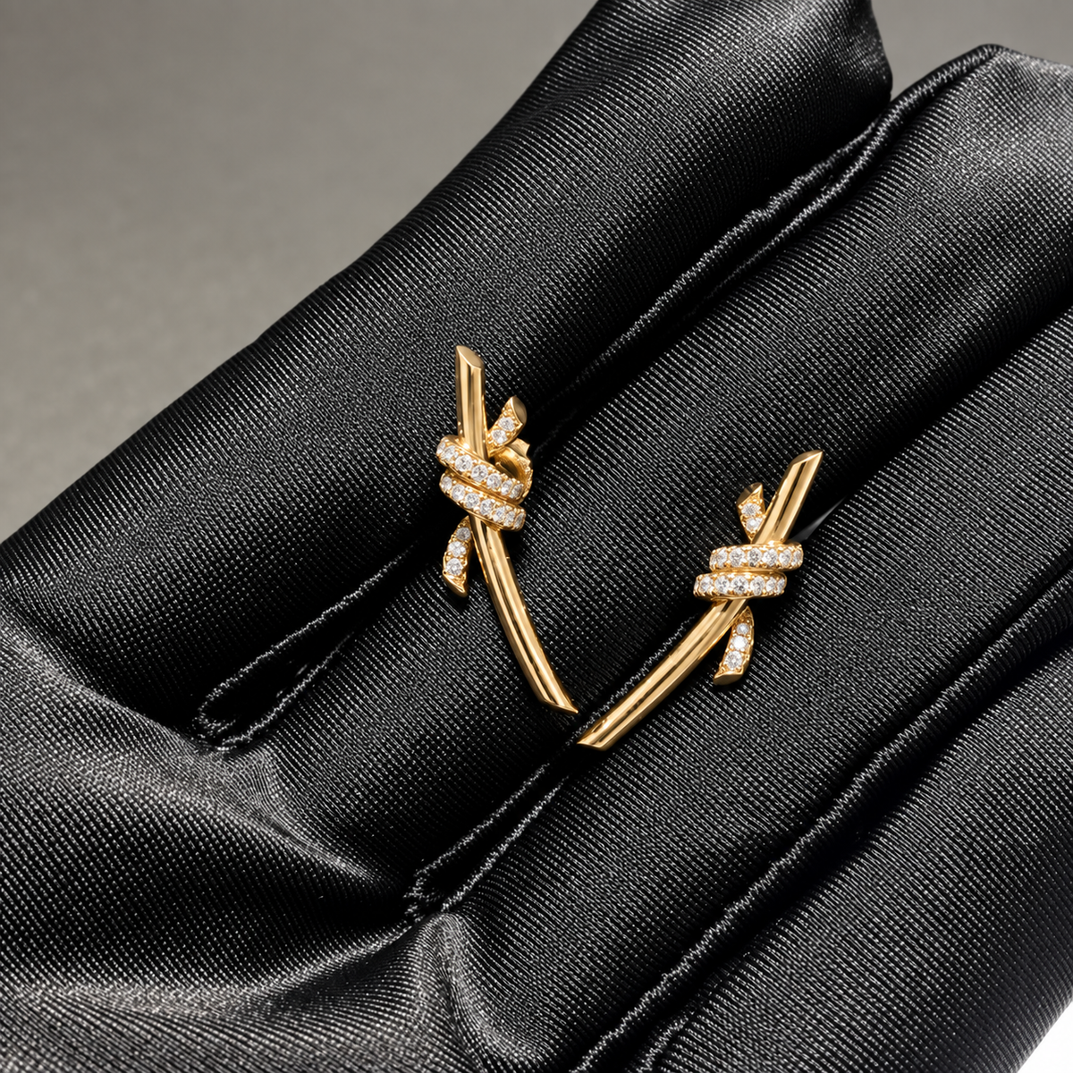 BOUCLES TIFFANY&CO knot
