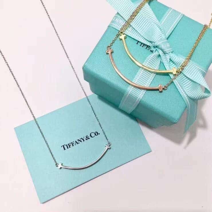 COLLIER TIFFANY&CO SMILE AVEC PACKAGING