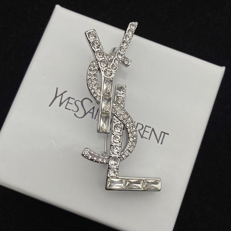 Broche YSL