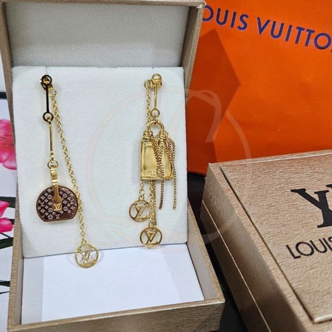 BOUCLE D’OREILLE LOUIS VUITTON F0-D