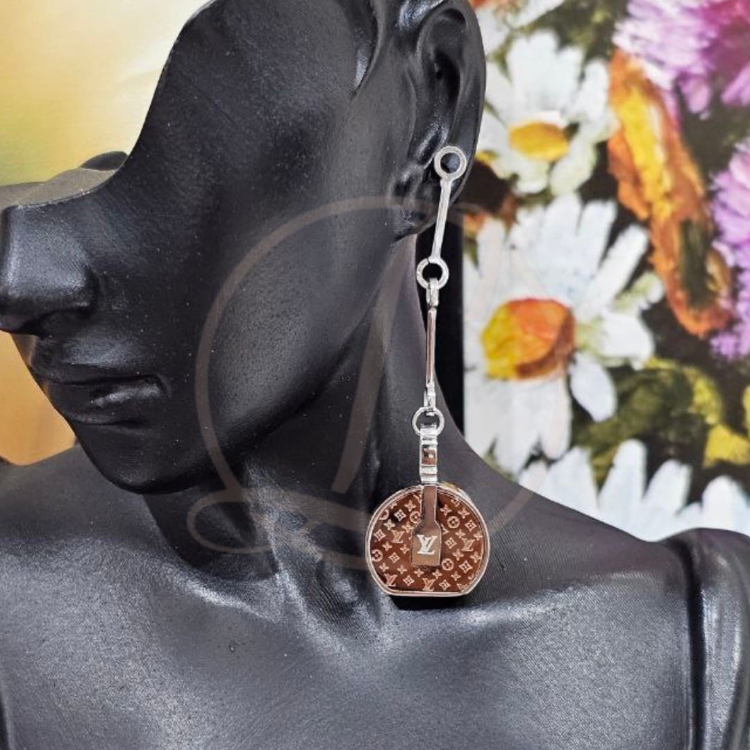 BOUCLE D’OREILLE LOUIS VUITTON F0-D
