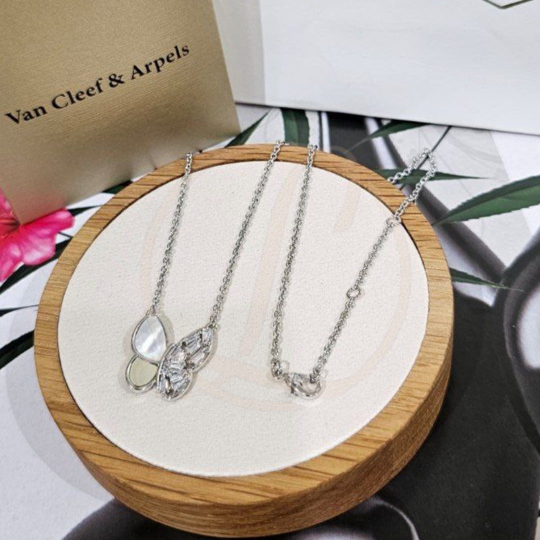 COLLIER VAN CLEEF & ARPELS VC02-DC