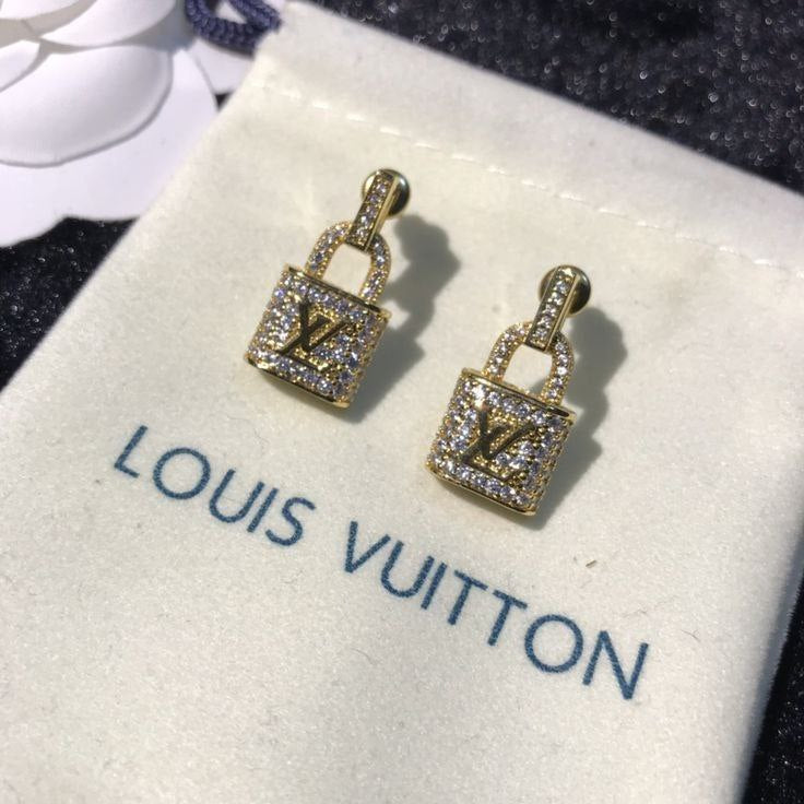 BOUCLE D’OREILLE Lv gold-R